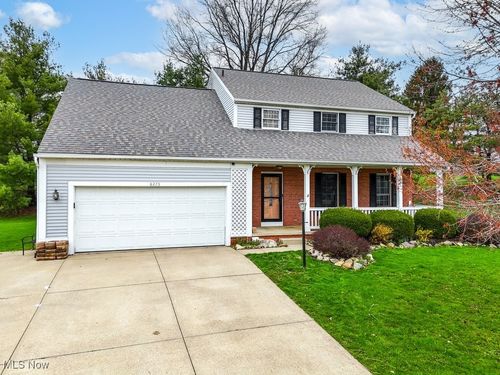 8273 N Casswell Cir Nw, North Canton, OH, 44720-8141 | Card Image