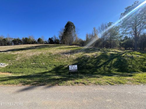 3830 Lakeside Estates Way, Louisville, TN, 37777-7700 | Card Image