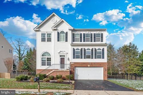 1686 Winterwood Ct, Herndon, VA, 20170-2990 | Card Image