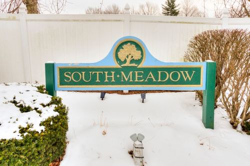 65-65 Brookdale Cir, Shrewsbury, MA, 01545-5443 | Card Image