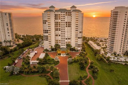 801-8171 Bay Colony Dr, NAPLES, FL, 34108-7564 | Card Image