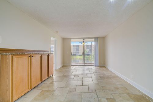apt-203-7940 Nw 50th St, Lauderhill, FL, 33351-5649 | Card Image