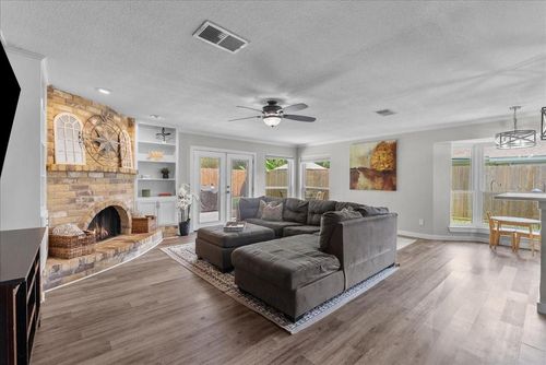 16239 Brookford Dr, Houston, TX, 77059-4702 | Card Image