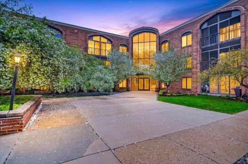 311-6302 Mineral Point Road, Madison, WI, 53705 | Card Image