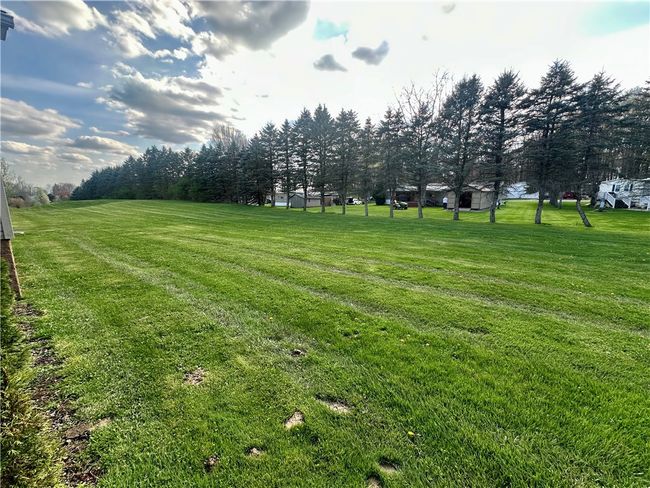20 Stoneridge Ln, House other with 3 bedrooms, 2 bathrooms and 2 parking in Grove City PA | Image 20