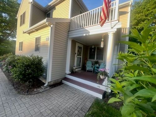 apt-a-62 South St, Plymouth, MA, 02360-8111 | Card Image