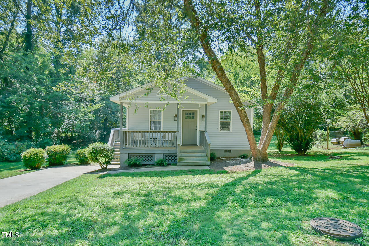 Honeysuckle Dr, Pittsboro, NC 27312