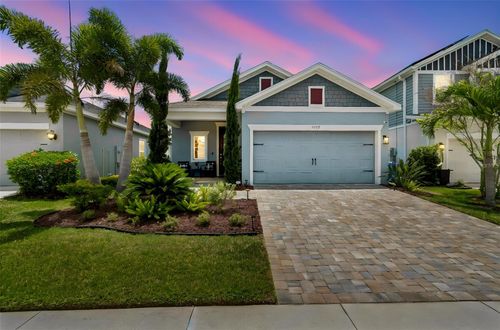 5722 Silver Sun Dr, APOLLO BEACH, FL, 33572-2088 | Card Image
