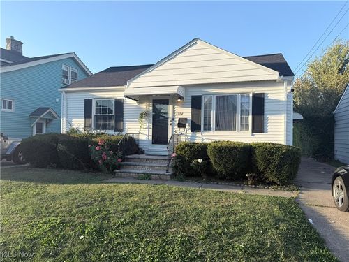 13104 Astor Ave, Cleveland, OH, 44135-5004 | Card Image