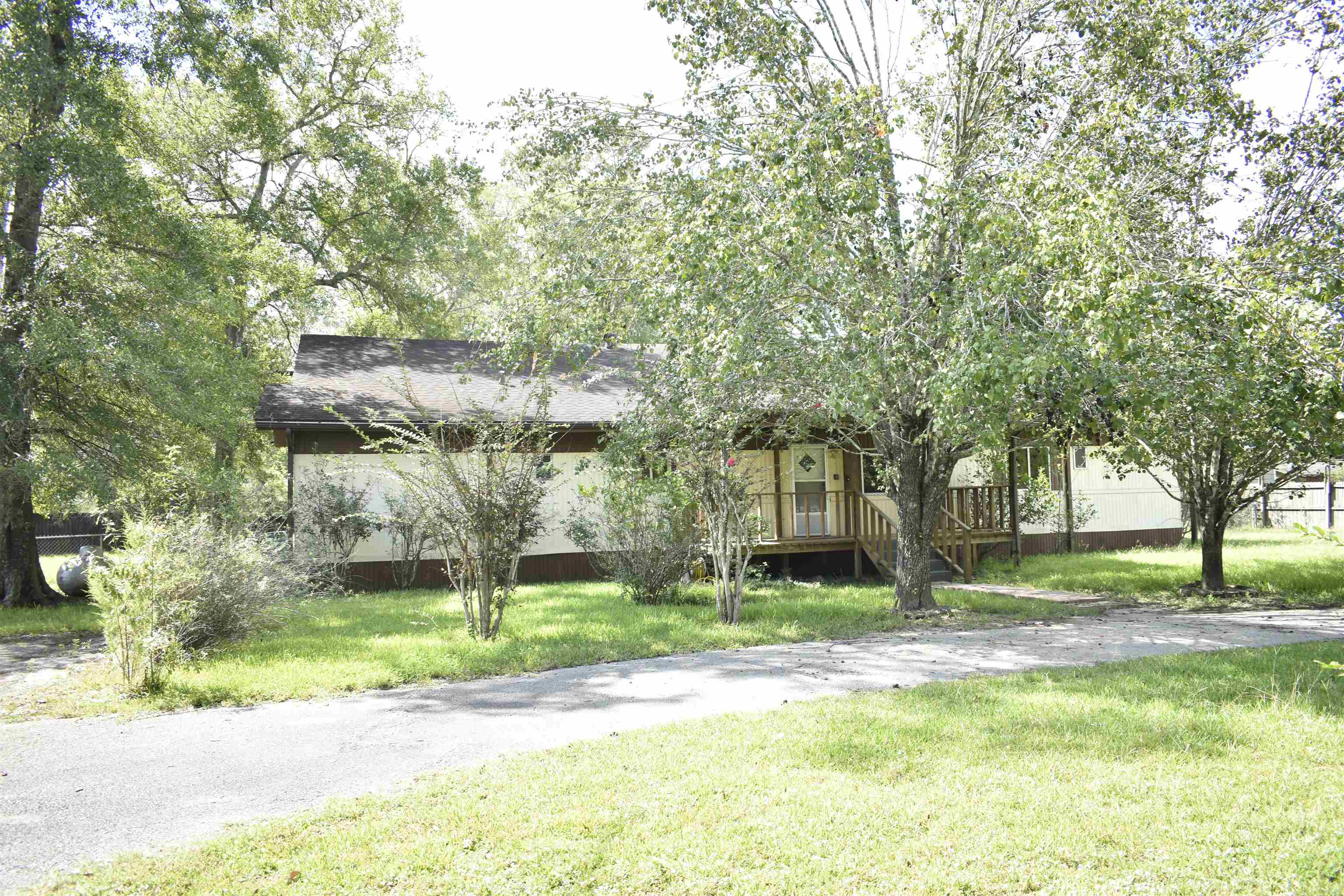 Dogwood Dr, Lumberton, TX 77657