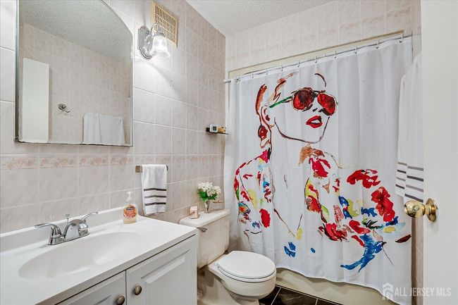 APT-213 - 10 N Wood Ave, Townhouse with 1 bedrooms, 1 bathrooms and null parking in Linden NJ | Image 17