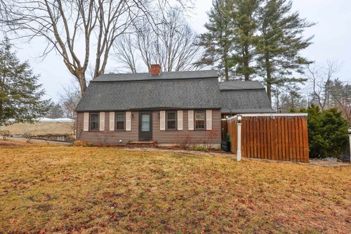 10 Martha Dr, Derry, NH, 03038-1612 | Card Image