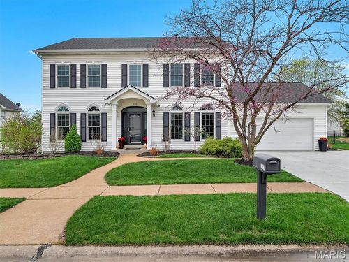 205 Harbour Pointe Dr, Wildwood, MO, 63040-1955 | Card Image