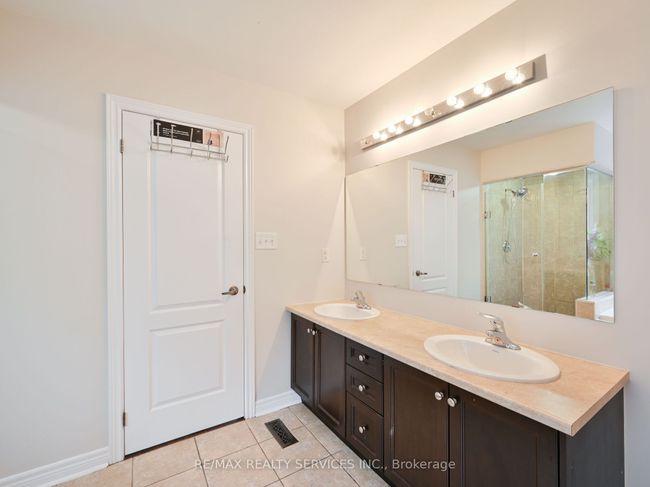 48 Game Creek Cres, House other with 8 bedrooms, 6 bathrooms and 4 parking in Brampton ON | Image 20