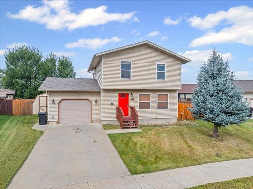 1911 Sugar Creek Pl, Spearfish, SD, 57783-7601 | Card Image
