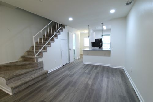 apt-2b-605 Carriagehouse Ln, Garland, TX, 75040-9002 | Card Image