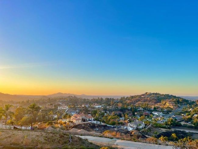 2269 Tina St, House other with 4 bedrooms, 5 bathrooms and 10 parking in El Cajon CA | Image 4