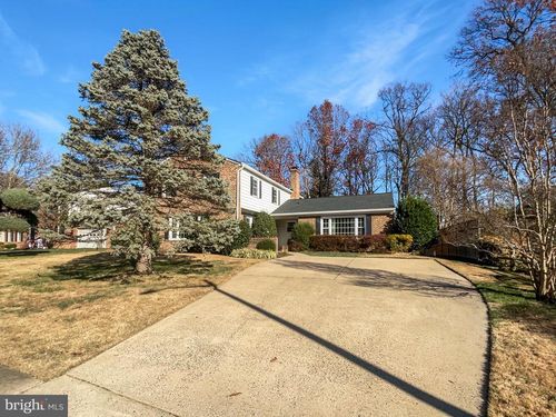 5815 Jane Way, ALEXANDRIA, VA, 22310-1202 | Card Image