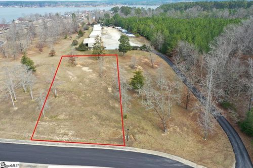 241 Gardenia Dr, Ninety Six, SC, 29666-8406 | Card Image