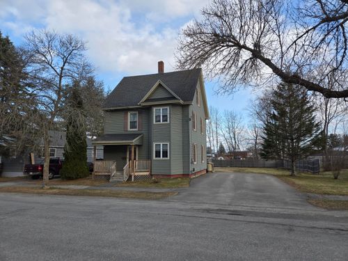 130 7th Street, Bangor, ME, 04401 | Card Image