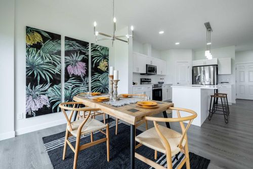 304 Edgefield Close, Strathmore, AB, T1P2H9 | Card Image