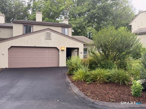 43-43 Applewood Ln, Avon, CT, 06001-4503 | Card Image