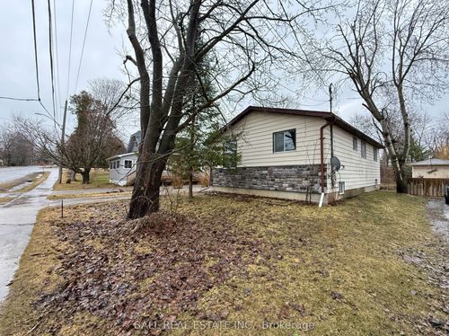 21 Colbourne St, Lakefield, ON, K0L2H0 | Card Image