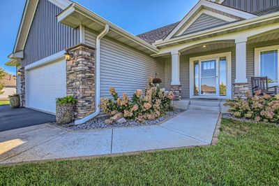 Open floor plan and great views of nature in the back yard! | Image 2