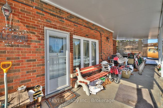 1317 Pelham St, House other with 3 bedrooms, 2 bathrooms and 6 parking in Pelham ON | Image 9