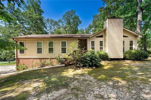 6650 Valley Hill Dr Sw, Mableton, GA, 30126-5154 | Card Image