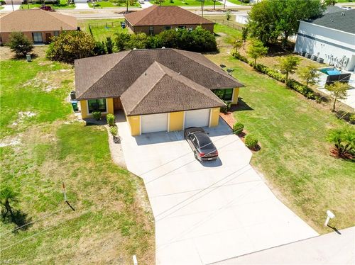902 Sw 39th Ter, Cape Coral, FL, 33914-5718 | Card Image
