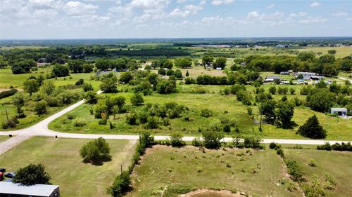 213 Se County Road 3072, Corsicana, TX, 75109-9539 | Card Image