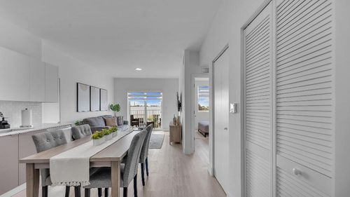 108a-501 N Dixie Highway, Hallandale Beach, FL, 33009 | Card Image