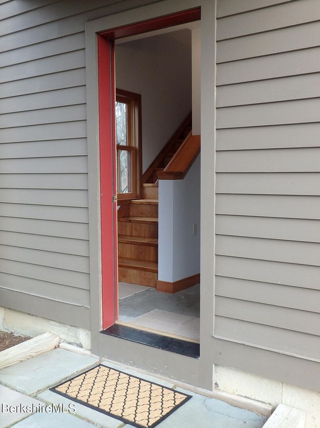 29 N Egremont Rd, Condo with 0 bedrooms, 1 bathrooms and 1 parking in Great Barrington MA | Image 4