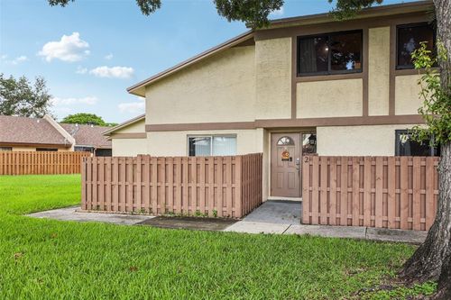 2-10875 Nw 29th Mnr, Sunrise, FL, 33322-1031 | Card Image