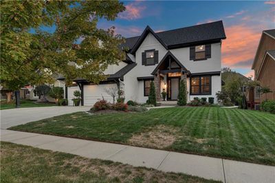 9505 W 161st Street, House other with 4 bedrooms, 3 bathrooms and null parking in Overland Park KS | Image 2