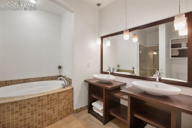 2413 County Rd 403, House other with 4 bedrooms, 3 bathrooms and 3 parking in Florissant CO | Image 18