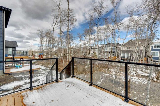 90 Legacy Woods Circle Se, Home with 3 bedrooms, 2 bathrooms and 6 parking in Calgary AB | Image 32