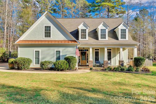 481 Evergreen Rd, Lake Wylie, SC, 29710-7055 | Card Image