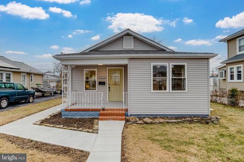 615 Dorsey Ave, BALTIMORE, MD, 21221-4928 | Card Image