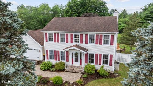 125 Halfmoon Dr, Altamont, NY, 12009-2500 | Card Image