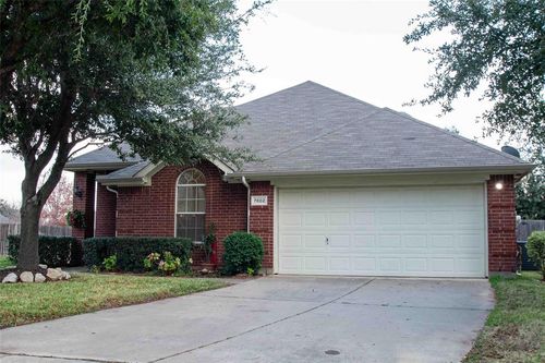 7802 Hidden Isle Court, Arlington, TX, 76016 | Card Image