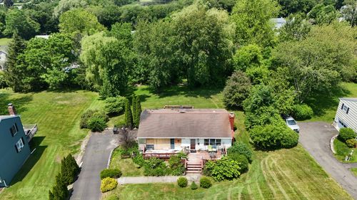 41 Possum Dr, New Fairfield, CT, 06812-5011 | Card Image