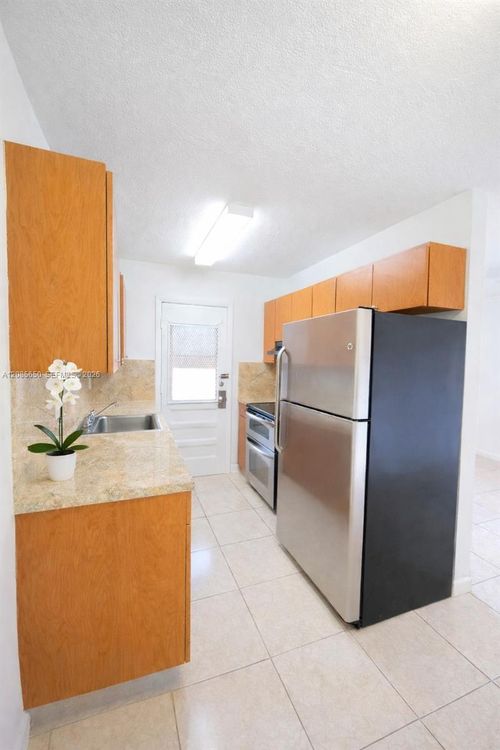 1-2580 Nw 139th St, Opa-Locka, FL, 33054-4044 | Card Image
