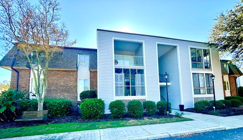 e-10-327 Laurens St, Aiken, SC, 29801 | Card Image