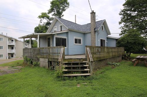 406 Spring St, Three Rivers, MI, 49093-3902 | Card Image