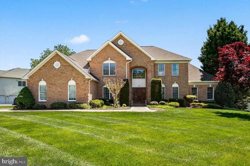 10243 Brittenford Dr, VIENNA, VA, 22182-1867 | Card Image