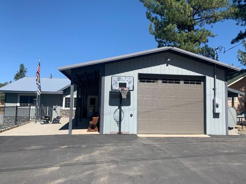 115 Montana Ct, Portola, CA, 96122-7058 | Card Image