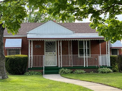 16131 Winthrop St, Detroit, MI, 48235-3617 | Card Image