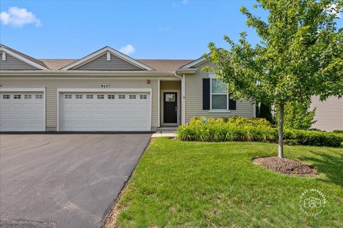 910 Darwin St, North Aurora, IL, 60542-1070 | Card Image
